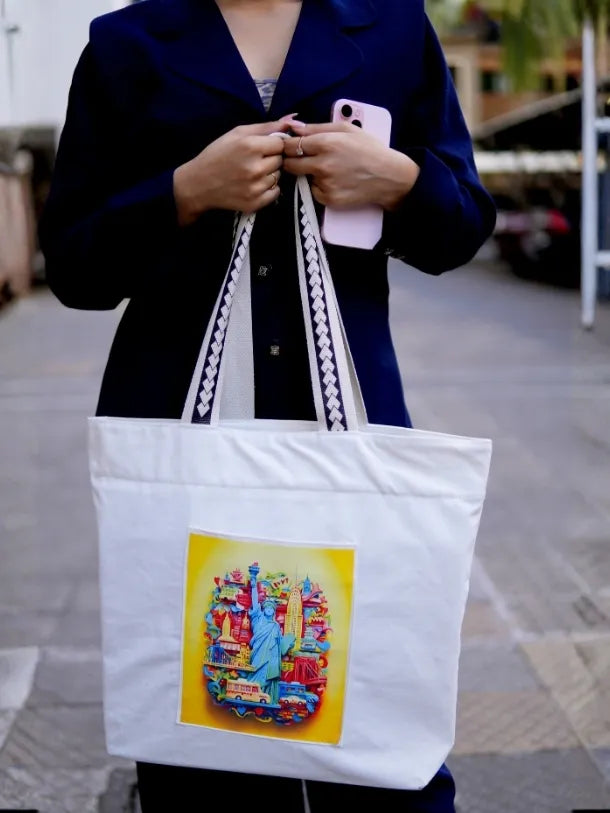 On The Move Tote | Newyork