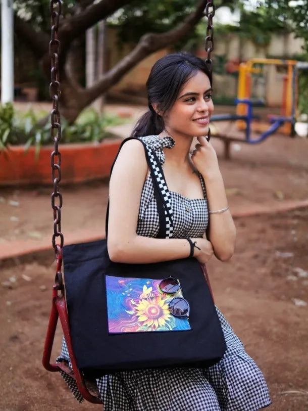 On The Move Tote | Save The Bees